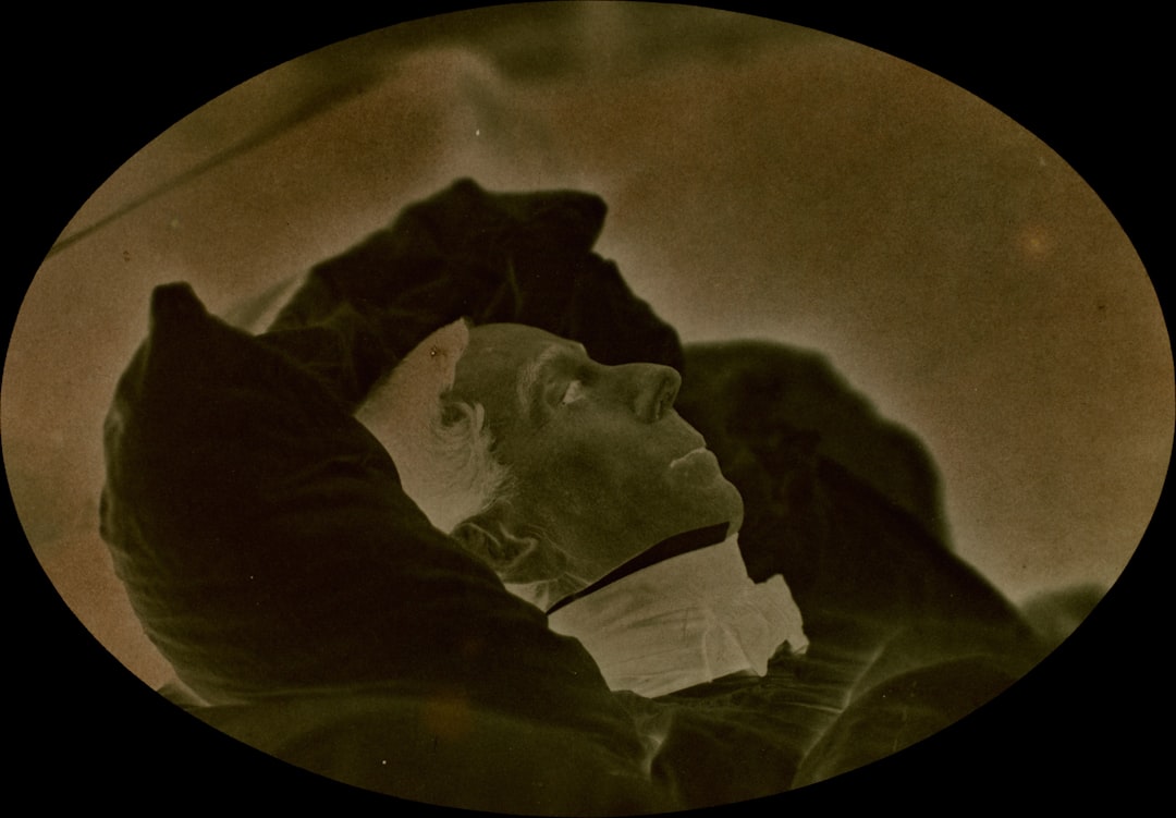 The D-Core Cervical Traction Pillow